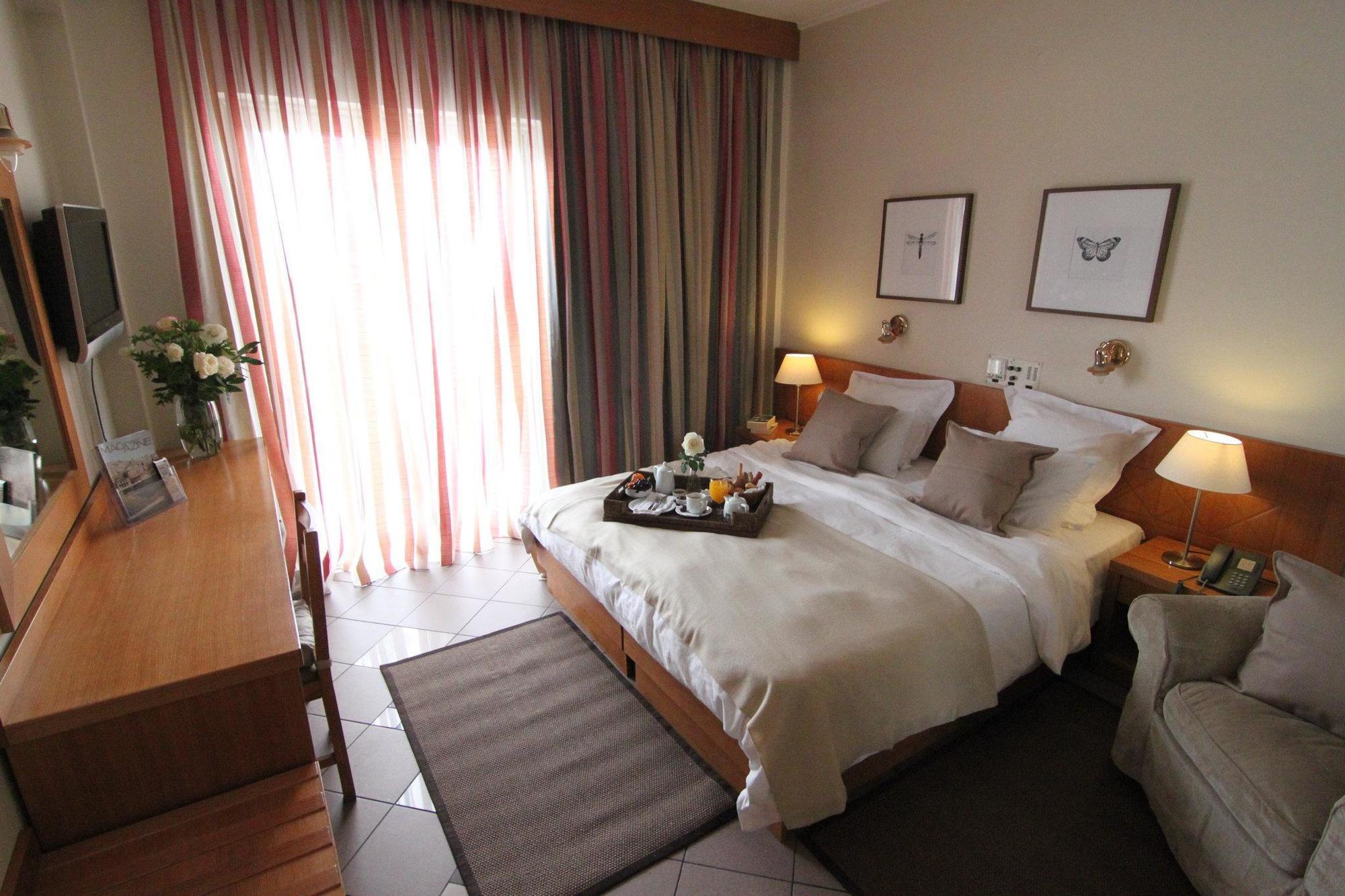 אתונה Achillion Hotel מראה חיצוני תמונה