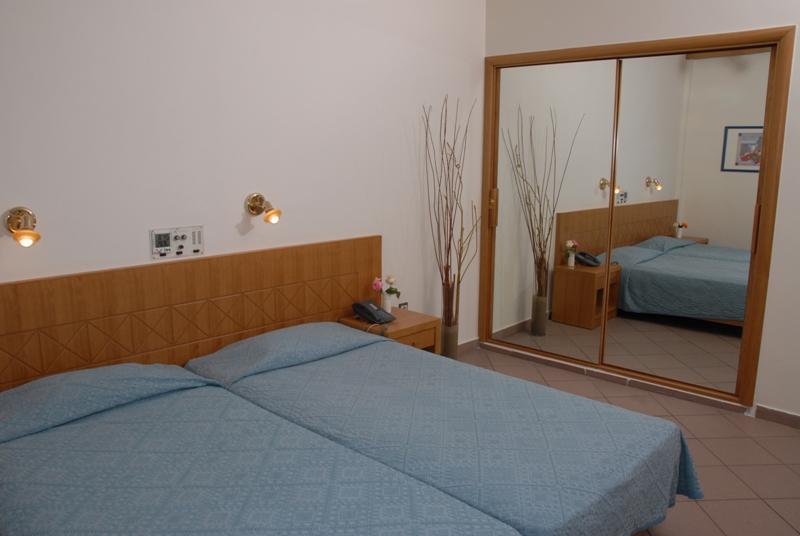 אתונה Achillion Hotel חדר תמונה